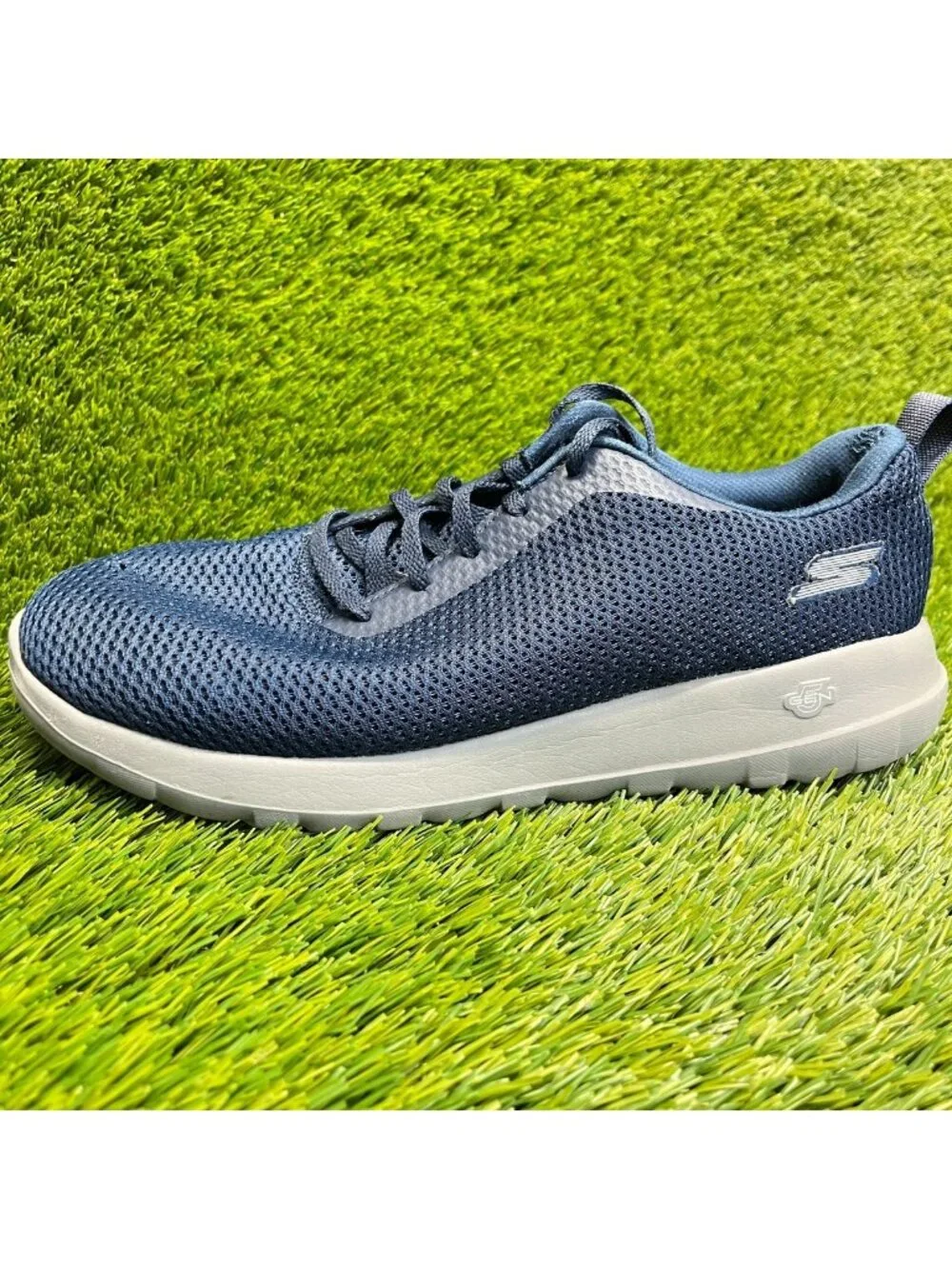 Skechers Go Walk Max Mens Size 10 3E Blue Gray Athletic Running Shoes Sneakers